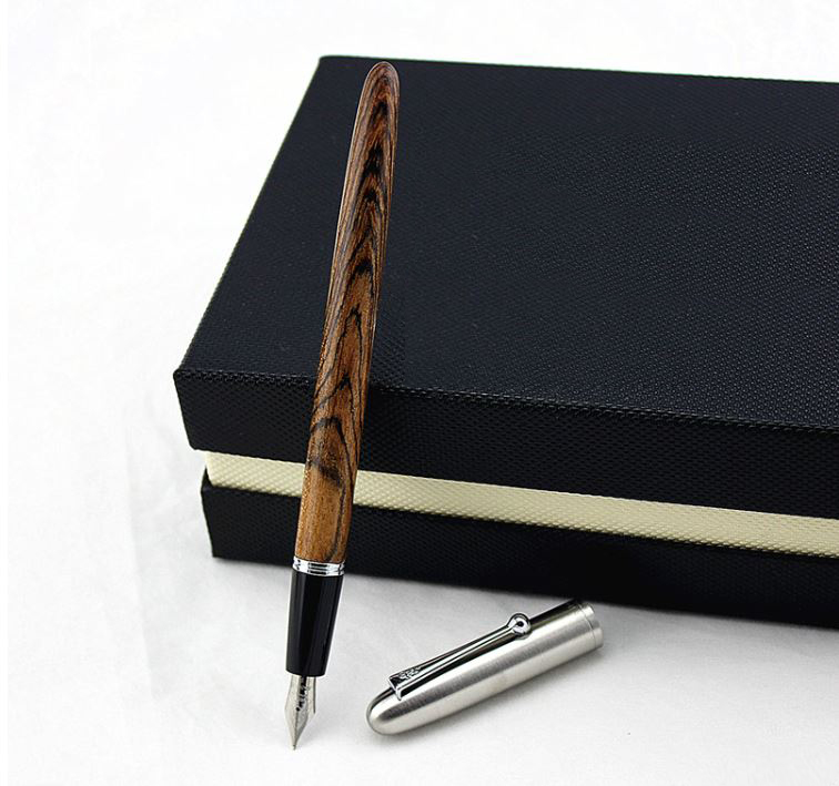 Перьевая ручка Jinhao 51A, Китай. Корпус из дерева длинный, перо закрытое F (0.5 мм), заправка поршнем