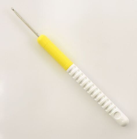Крючок вязальный Addi Colour с пластиковой ручкой № 2,5