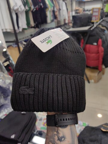 Шапка Lacoste 092585bl