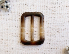 Пряжка, ш. 4 см.