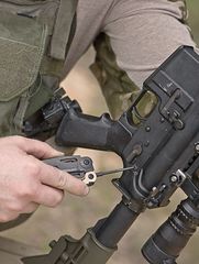 Мультитул Leatherman MUT, 16 функций, серый, нейлоновый чехол MOLLE