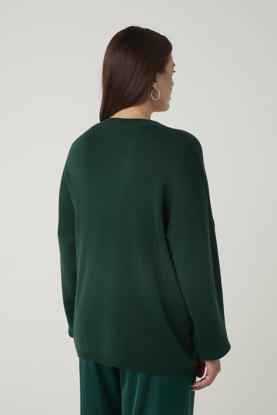 Джемпер вязаный с круглым вырезом, изумруд