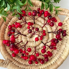 Ягоды рябина красно-бордовые искусственные на ветке, зонтиком, ягодки 0,9-1,5 см, набор 10 шт.