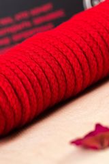 Красная текстильная веревка для бондажа - 1 м. - 