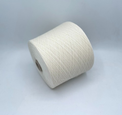 LaneCardate (пр.Италия), art-Canberra 1/28 2800м/100гр.100%Меринос, цвет- Сливочный, арт.29623