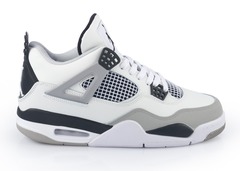 Air Jordan4 "Military Black"