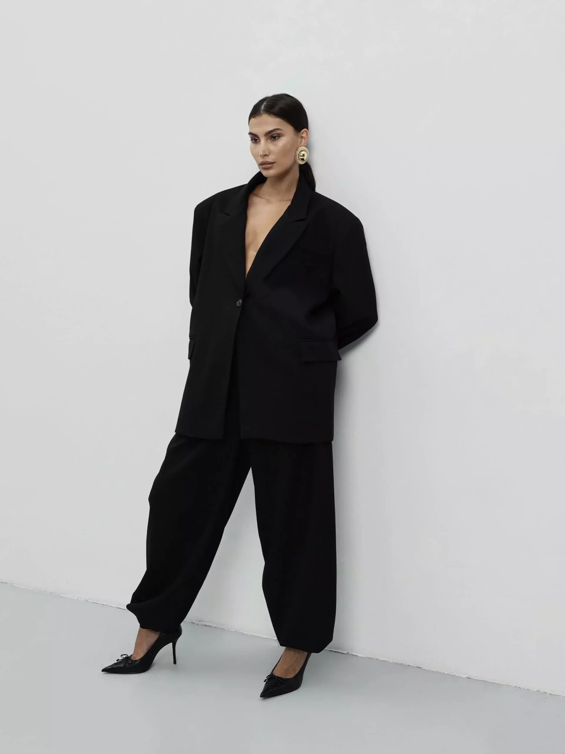 Брюки с маленькими деталями, Черные