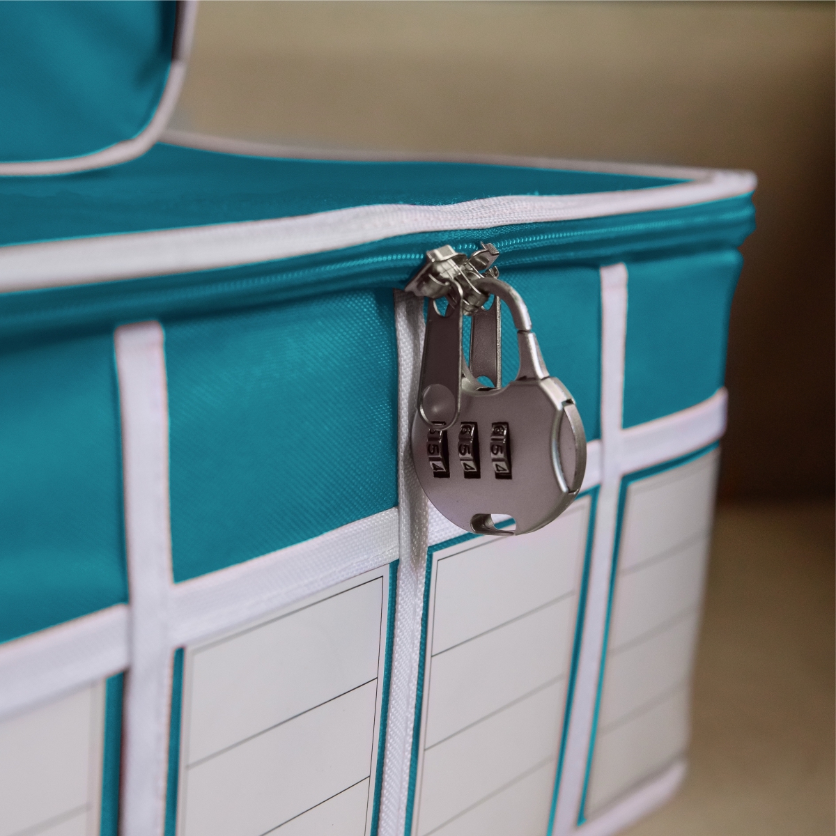 Аптечка домашняя KIDS SAFE 34х34х16 см, 21 ячейка (голубая)