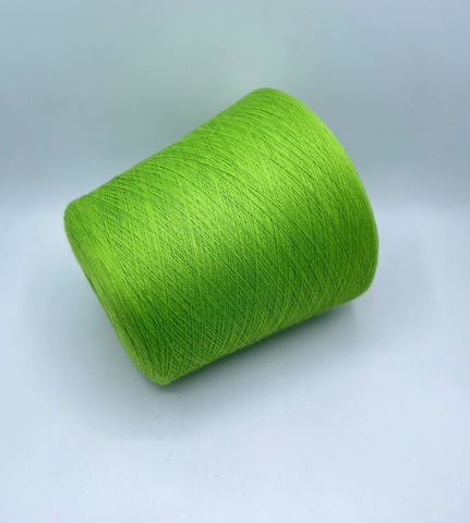 Folco (пр.Италия). 2/28 1400м/100гр, 50% меринос, 50% акрил, цвет-Светло-зеленый(65/20), арт.36877