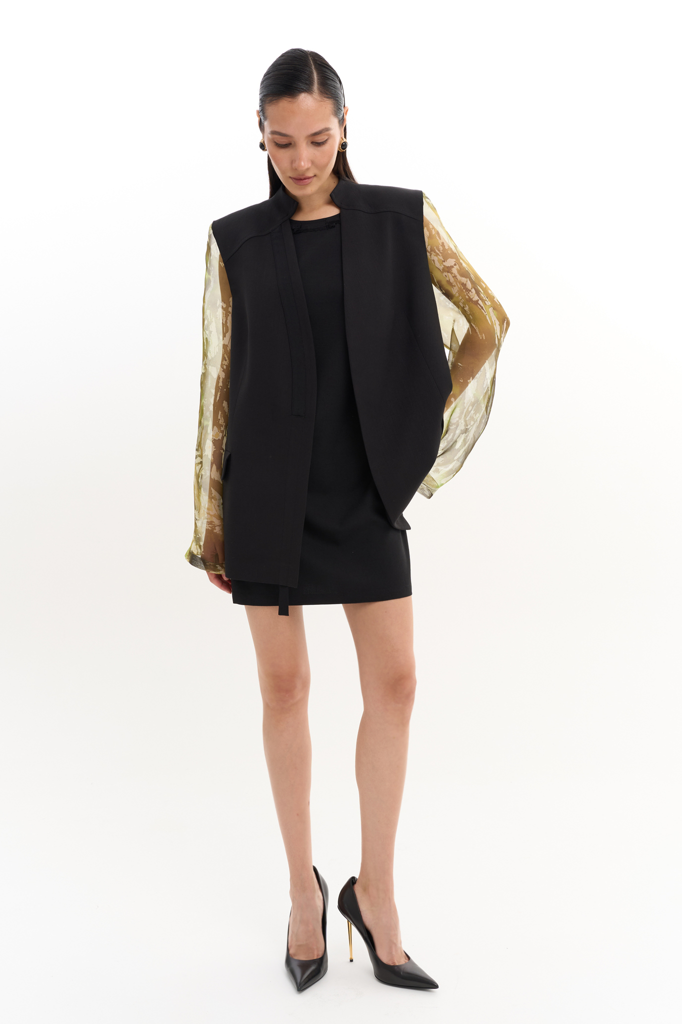 Женский жакет свободного кроя с шелковыми рукавами