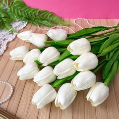 Тюльпаны реалистичные искусственные, Молочные, нежные, латексные (из фоамирана), 34 см, букет из 15 штук