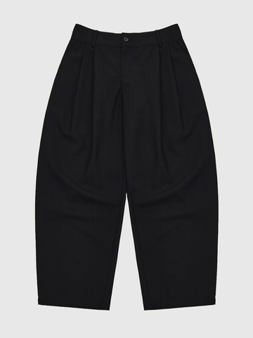 Брюки с защипами свободного кроя 