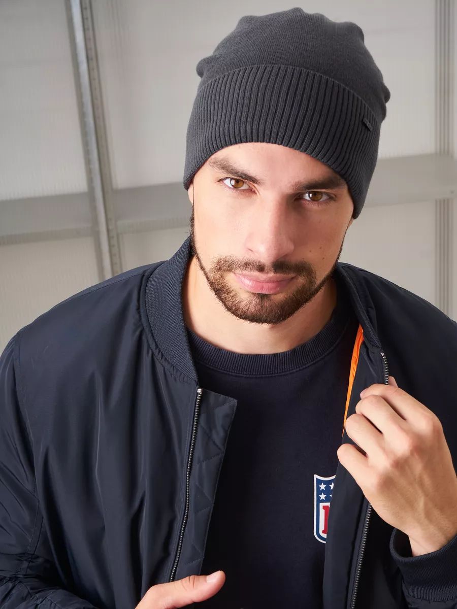 Шапка бини зимняя весенняя с флисом