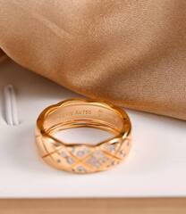 Кольцо широкое с фианитами CHANEL коллекция COCO crush rose/white VGOLD