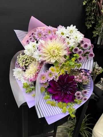 Букет Комплимент с Георгинами