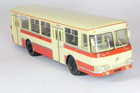 LIAZ-677 urban 1970-s Vector-models 1:43