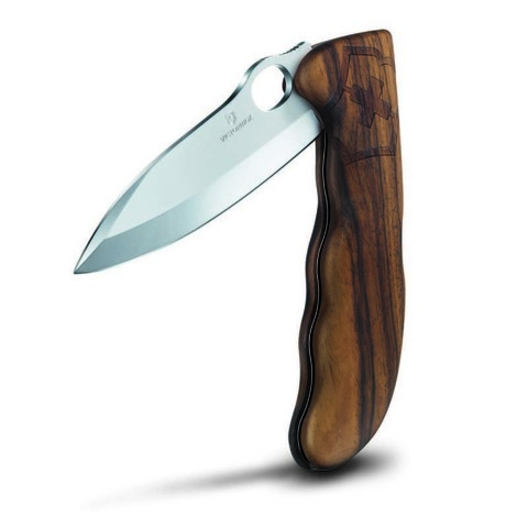 Нож Victorinox Hunter Pro, 130 мм, рукоять из орехового дерева123