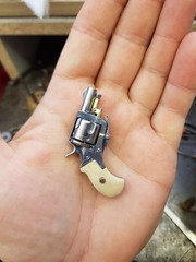 Miniature Buldog revolver