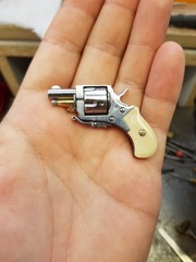 Miniature Buldog revolver