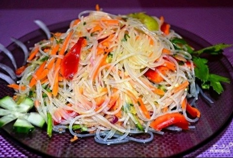 Салат фунчоза по-корейски