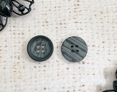 Пуговицы костюмные, d 1,5 см