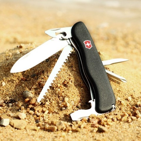 Нож складной нож Victorinox Trailmaster Black (0.8463.3)