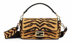 Сумка Fendi из капсульной коллекции Spring Festival