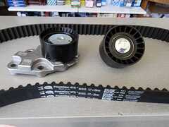 РЕМКОМПЛЕКТ ГРМ DOHC NEXIA, CRUZE, LACETTI, AVEO ДВИГАТЕЛЬ D3 (РЕМЕНЬ, 2 РОЛИКА) GATES