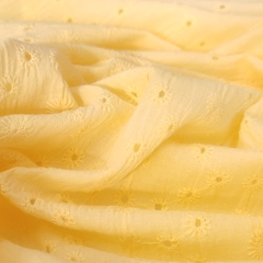 Батист шитьё "Цветочные ромбы"