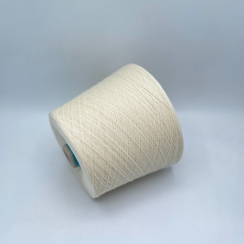 Sesia (пр.Италия),art-Nuvola Basech 1500м/100гр. 88% Меринос, 10% Кашемир, 2% Полиамид, цвет-Сливочный(499/40), арт.35210