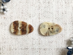 Пуговицы костюмные, р 3,3х2 см