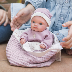 Munecas Antonio Juan Кукла пупс Пепита в сумочке, 21 см, виниловая (85212)