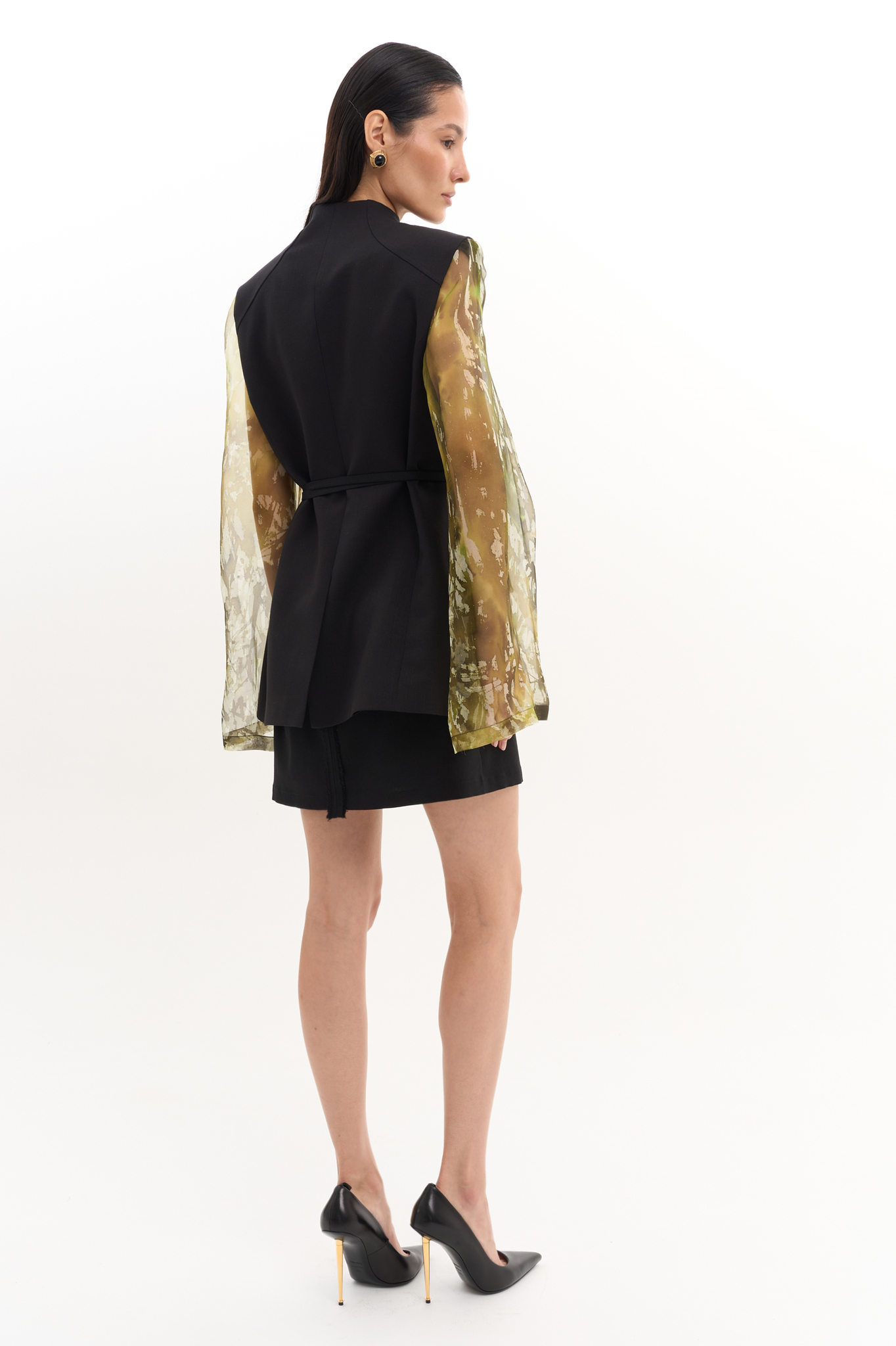 Женский жакет свободного кроя с шелковыми рукавами