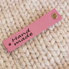 Кожаная бирка с гвоздиком со стразой 