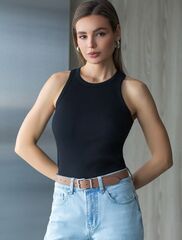 Топ из трикотажа в широкий рубчик  D43.191 (112802)