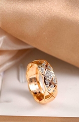 Кольцо широкое с фианитами CHANEL коллекция COCO crush rose/white VGOLD