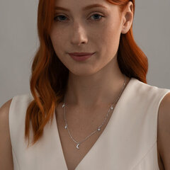 94070668 Колье из серебра с подвесками 