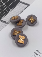 Пуговицы текстильные серые с золотом