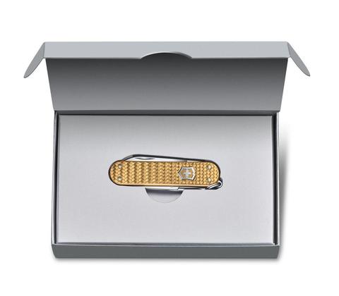 Нож-брелок Victorinox Classic Precious Alox, Brass Gold (0.6221.408G)