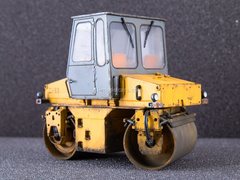 Roller DU-63 automotive (with traces of operation) 1:43 ModelPro