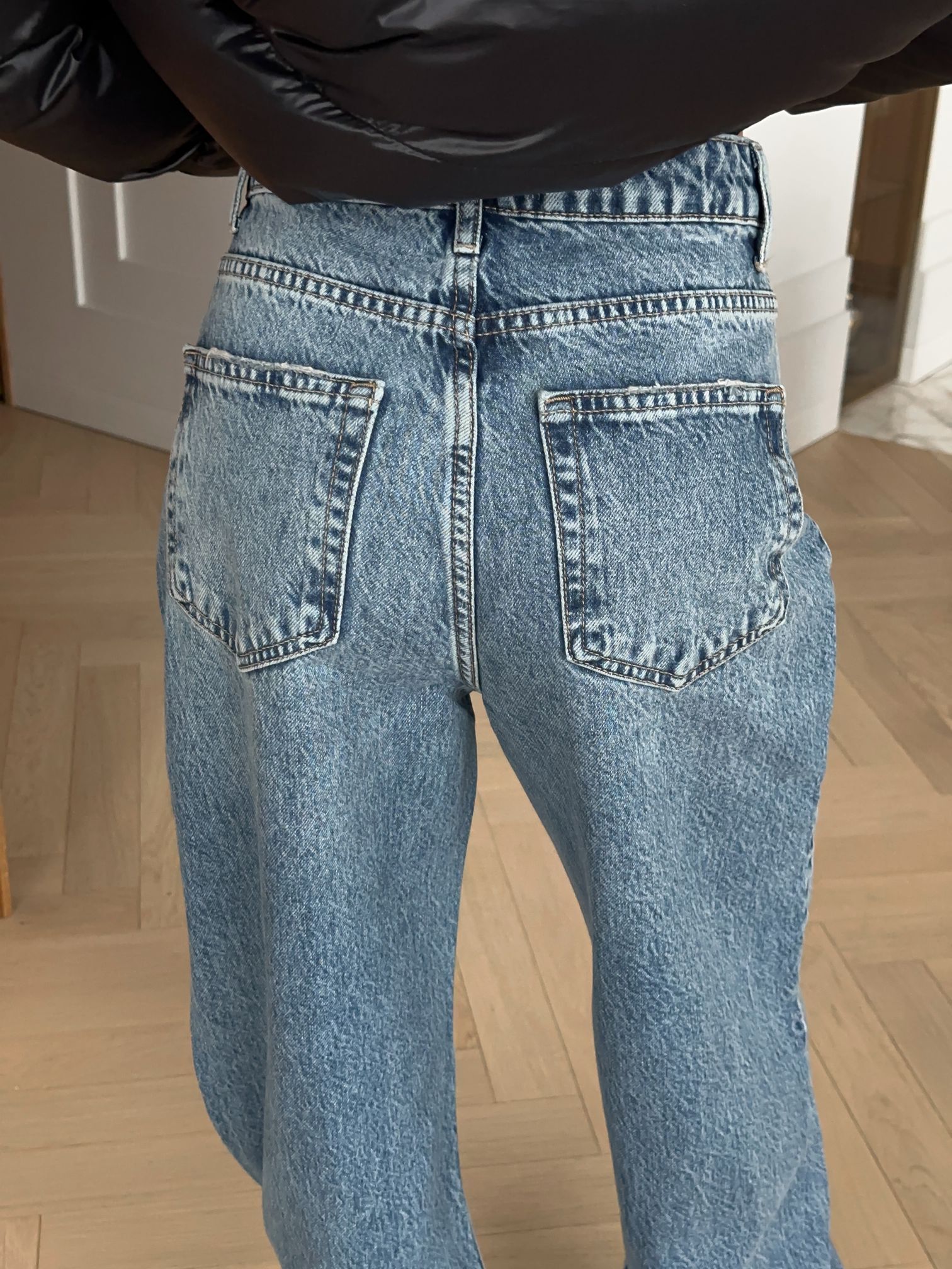 Джинсы Straight fit