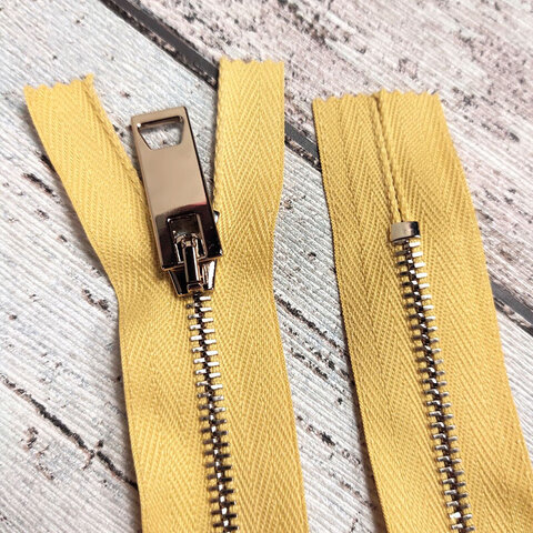 Молния неразъемная металллическая RACCAGNI 60 см желтая