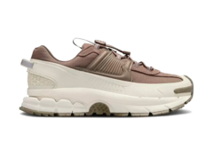 Nike Vomero 5 Roam (Beige/Brown)