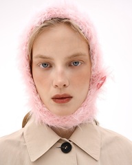 Вязаный чепчик Королева розового