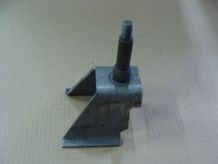 кронштейн амортизатора УАЗ 452/2206/3962 задний (на раму)  452-2915534-11