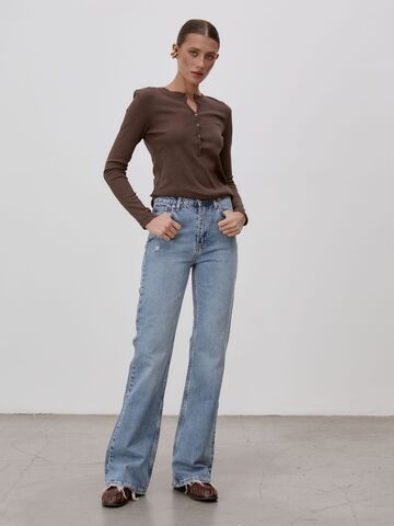 Джинсы Flare fit