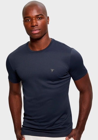 Футболка GUESS