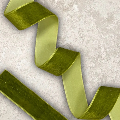 Лента бархатная 2,5 см , цвет оливкоый (1м)