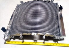 Радиатор для KAWASAKI FX400R / GPZ400R / ZX-4 / ZXR400 / R / ZZR400.