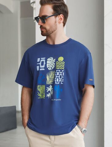 Свободная футболка  с авторским принтом  U49.048 (121402)